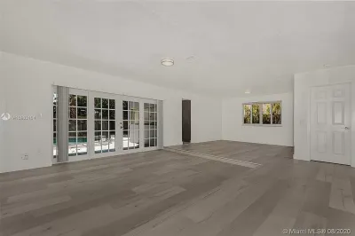 Highland Lakes Aventura